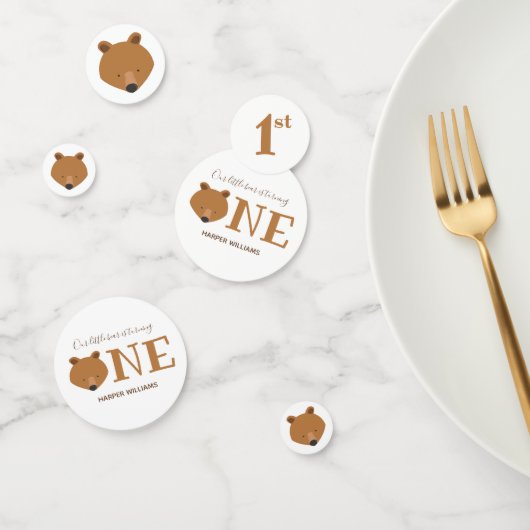 Beer met één dier op de eerste geboorte confetti (Groep)