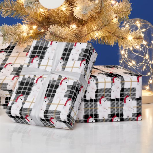 Beer met kerstinslag op tartan cadeaupapier (Feestdagen)