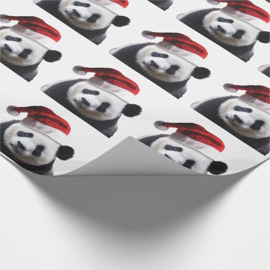 Beer met kerstpanda cadeaupapier (Hoek)
