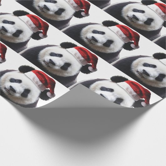Beer met kerstpanda cadeaupapier (Hoek)