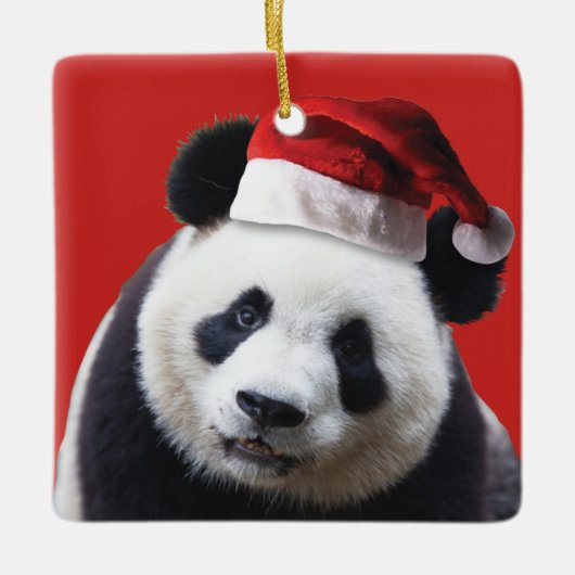 Beer met kerstpanda keramisch ornament (Voorkant)