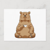 Beer met kopje koffie briefkaart (Voorkant)