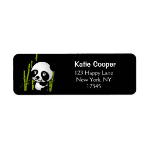 Beer met zwarte en witte panda in een bamboegroef etiket