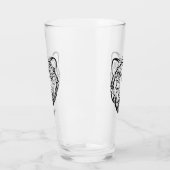 Beer met zwarte en witte tribale glas (Links)