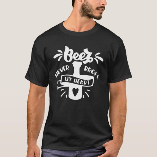 Beer Never Broke My Heart Breweries Pilsner T-shirt (Voorkant)
