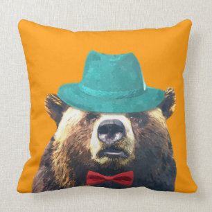 Beer schattige, grappige bosrijke dierenkwekerij v kussen