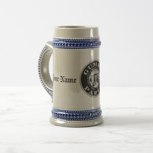  Beer Stein met Logo van de Gumba-partij Bierpul (Voorkant links)