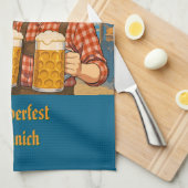 Beer tasting during Oktoberfest in Munich, Germany Theedoek (Quarter Fold)