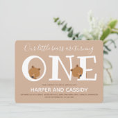 Beer Twins One Brown Animal First Birthday Kaart (Staand voorkant)