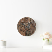 Beer van bijthout ronde klok (Huis)