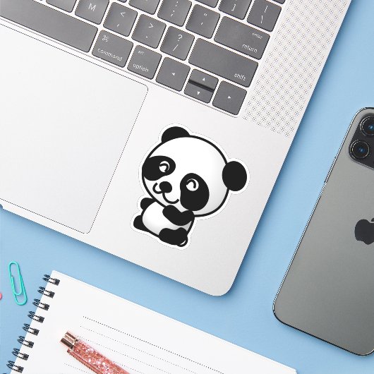 beer van panda-dieren . sticker (Laptop met iPhone)