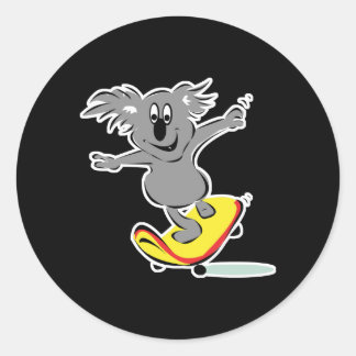 beer van skateboarden in koala ronde sticker