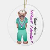 Beer verpleegkundige keramisch ornament (Links)