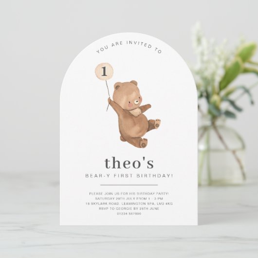 Beer-Y Eerste Verjaardag Boog Uitnodiging (Staand voorkant)