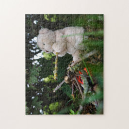 Beertje dat bij kampvuur zit. legpuzzel