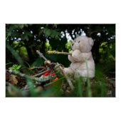 Beertje dat bij kampvuur zit. perfect poster (Voorkant)