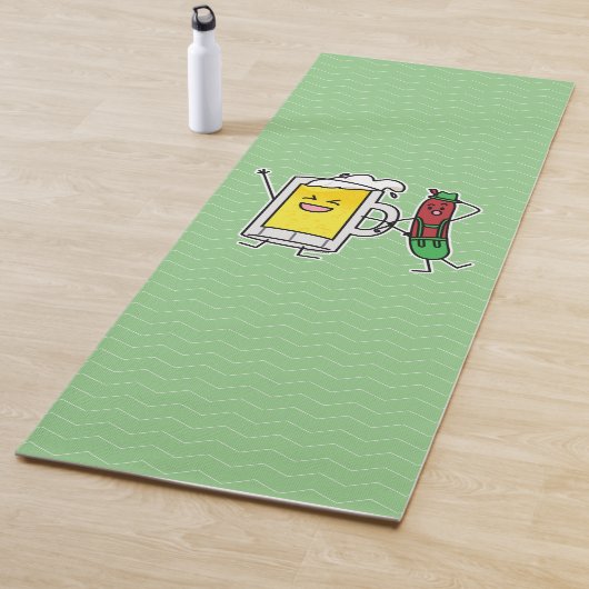 Beerworst Octoberfest Oktoberfest lederhosen Yogamat (In situ)