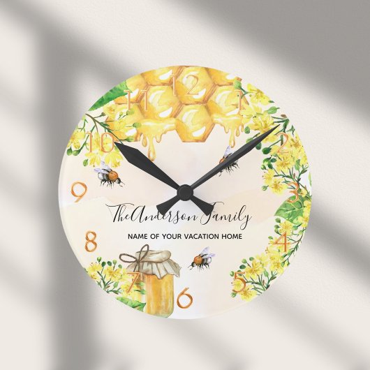 Bees honey yellow florals family monogram ronde klok