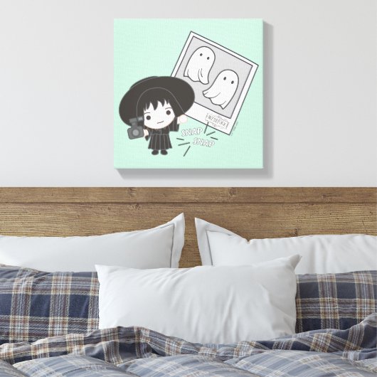 Beetlesap | Fotografie van Chibi Lydia Ghost Canvas Afdruk (Insitu (Slaapkamer))