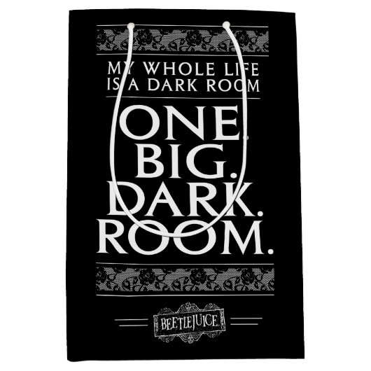 Beetlesap | Mijn hele leven is een donkere kamer Medium Cadeauzakje (Voorkant)
