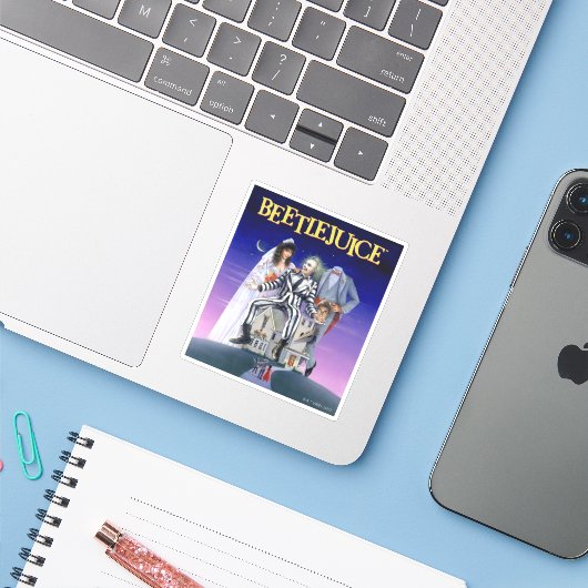 Beetlesap | Theatrisch Poster Sticker (Laptop met iPhone)