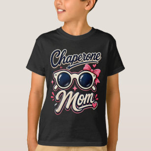 Begeleider moeder retro zonnebril school uniform t-shirt