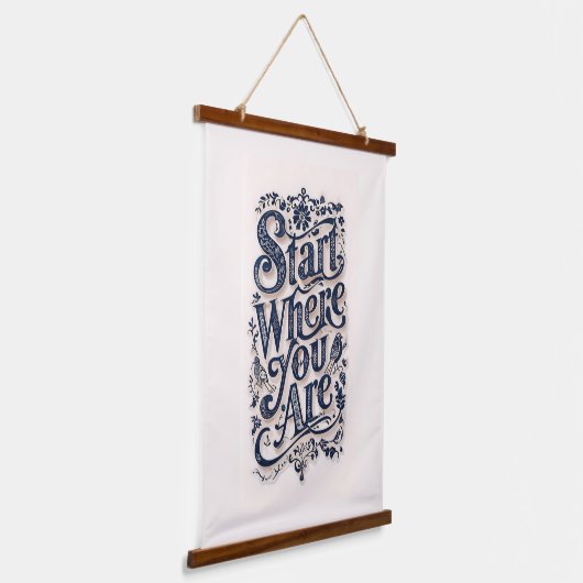 Begin daar waar je een beige achtergrond hebt hangend wandkleed (Gebogen)