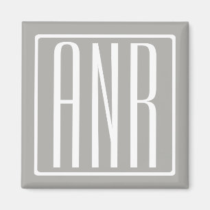 Beginletter Monogram Wit Op Lichtgrijs Magneet