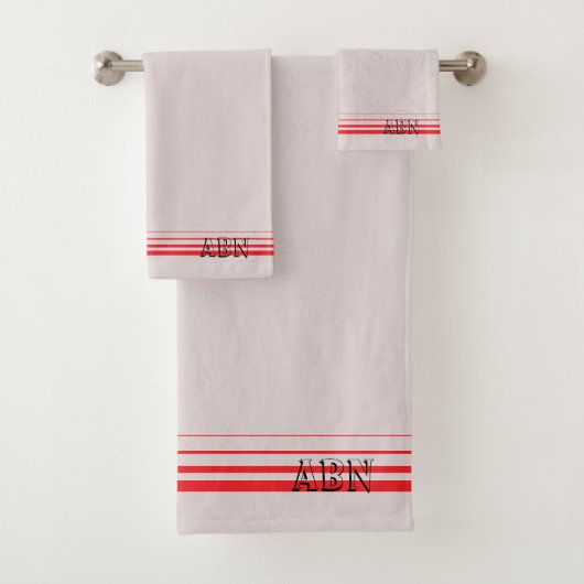 Beginletters modern roze achtergrond rode strepen  bad handdoek (Insitu)