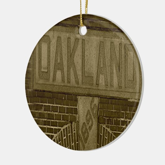 begraafplaats Oakland, begraafplaats Oakland, Atla Keramisch Ornament (Links)