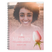 Begrafenis enkele roze roos en witte duif notitieboek (Voorkant)