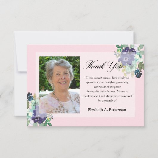 Begrafenisfoto Dank u Paarse Bloemen op Roze Bedankkaart (Voorkant)