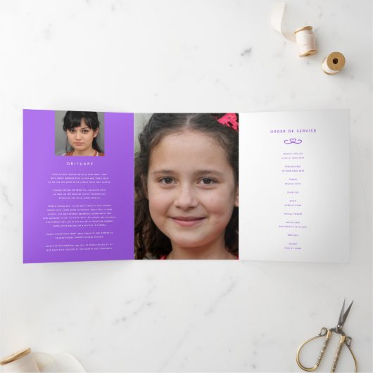 Begrafenisprogramma service in ons hart wit paarse drieluik programma (Binnen)