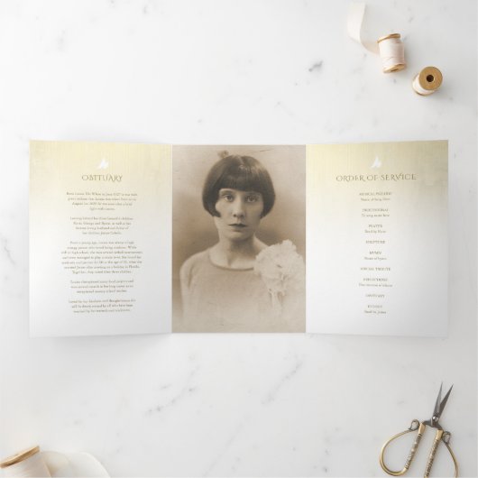 Begrafenisprogramma volgorde van servicecrème roos drieluik programma (Binnen)