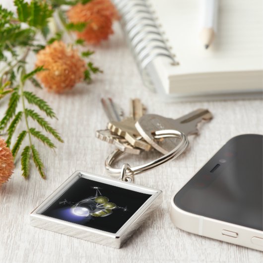 Begrip van een bemanningslid dat afspringt sleutelhanger (Zijkant)