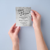 Begroting 25th Wedding Jubileum Silver Uitnodiging Flyer (Hand)