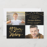 Begroting 40th Birthday 2 Uitnodiging voor fotobew<br><div class="desc">Een budgetvriendelijke 40e verjaardagsuitnodiging, gedrukt op 4, 5x6.25-inch zwaar 110 lb halfglanzend papier in plaats van een kartonnen voorraad met twee foto's (zwart en goud), een retro goudtypografie met 40 jaar in de MAKING, waarin zijn of haar geboortejaar in het ontwerp en de snaarverlichting is opgenomen. Misschien zijn er THEN-...</div>