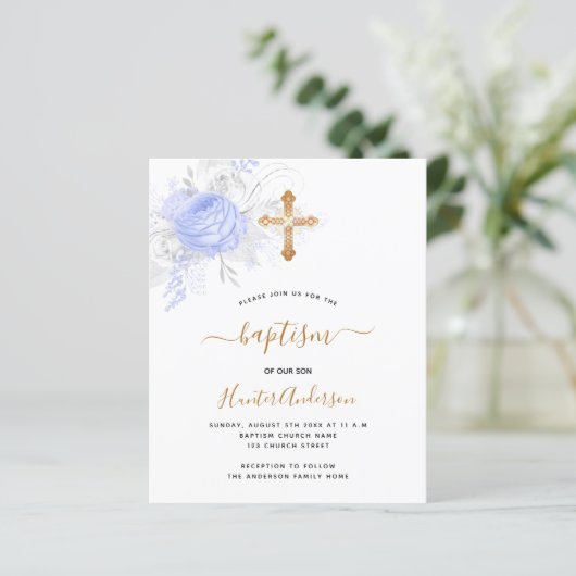 Begroting Baptisme lichtblauwe bloemenjongen wit (Staand voorkant)