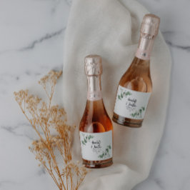 Begroting elegant modern eucalyptus botanische bru sparkling wijnetiket
