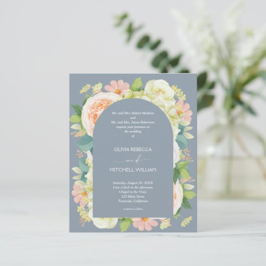 Begroting Floral QR Code Dusty Blue Wedding Invite (Staand voorkant)