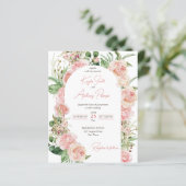 Begroting met een roze roze roodroos met een trouw (Staand voorkant)