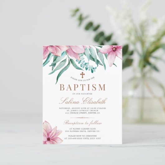 Begroting roze florale elegant baptisme-uitnodigin (Staand voorkant)