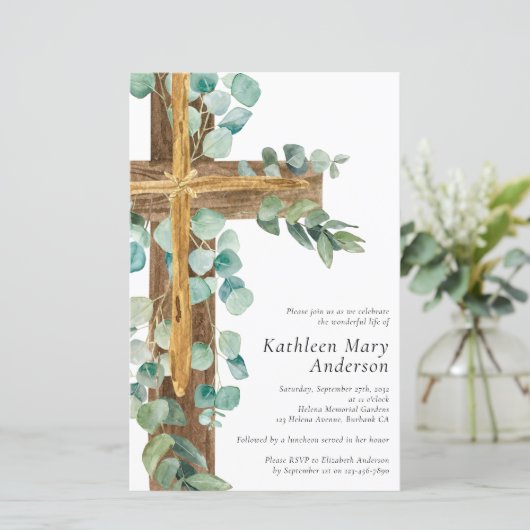 Begroting Rustige Eucalyptus Cross Memorial Invita (Staand voorkant)