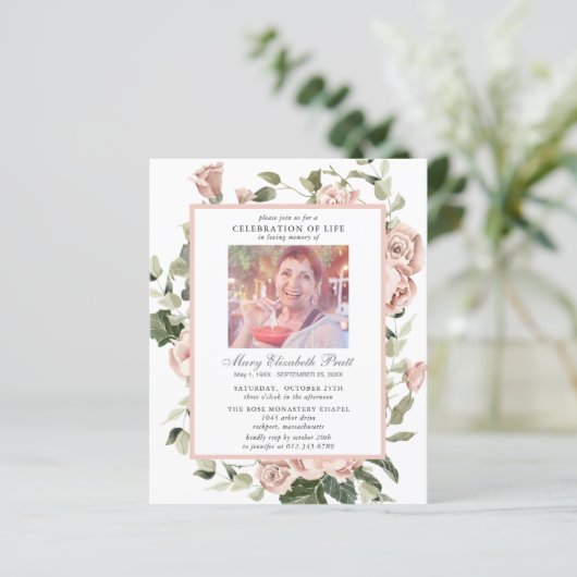 Begrotingsviering van de uitnodiging tot het indie (Staand voorkant)