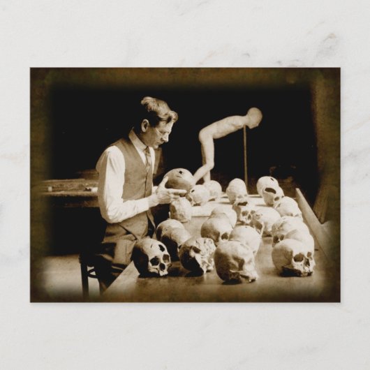 Behandelde menselijke schedels briefkaart (Voorkant)