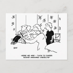 Behangen rond onhandige objecten Grappig Briefkaart
