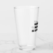 Behoefte aan weinig, minder willen, onbezorgd zijn glas (Rechts)