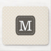 Beig Polka Dots Patroon met Gepersonaliseerd Monog Muismat (Voorkant)
