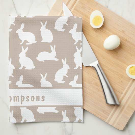 Beige And White Bunny Pattern And Name Easter Theedoek (Quarter Fold)