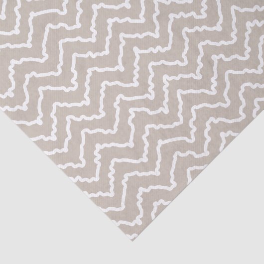 Beige And White Squiggly Chevron Zigzag Pattern Tissuepapier (Detail)